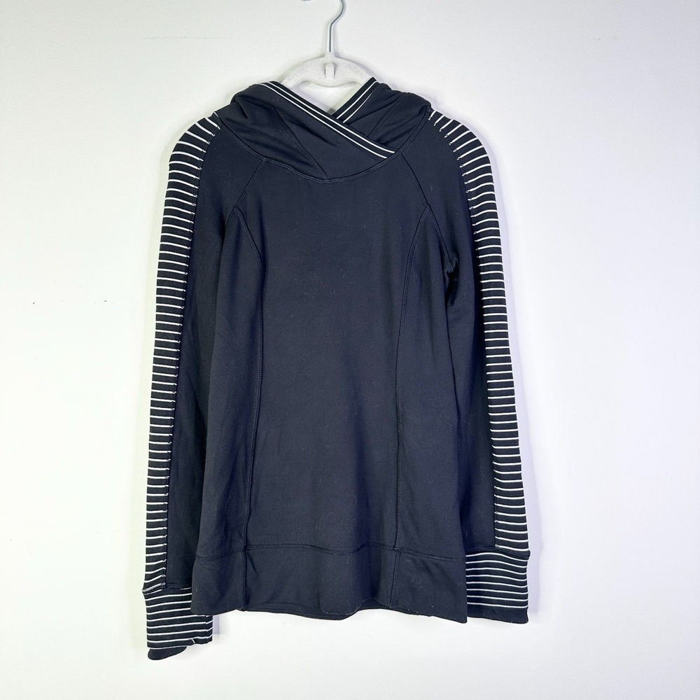 Lululemon Hoodie Women 4 Black Striped Think Fast Pullover Athleisure Top NWOT
